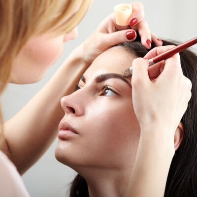 MAKE UP SERVICES